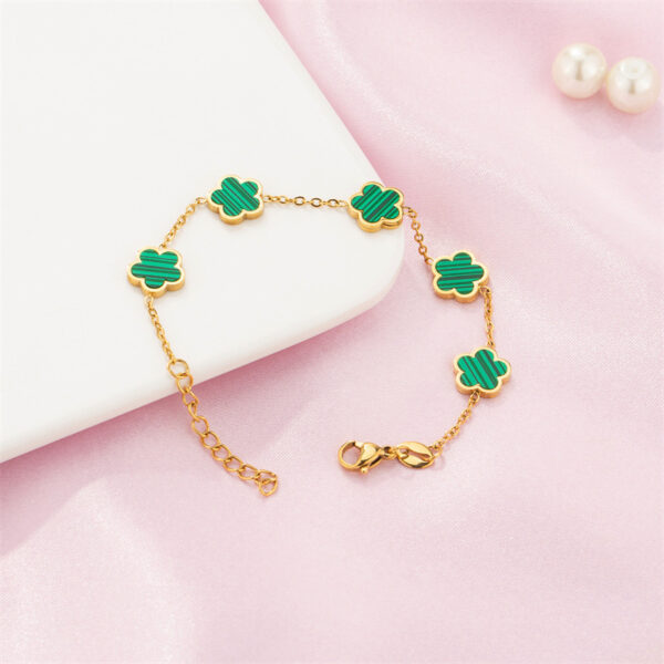 Small Fresh And Lovely Green Drop Gum Flower Gold Bracelet Jewelry - Image 2