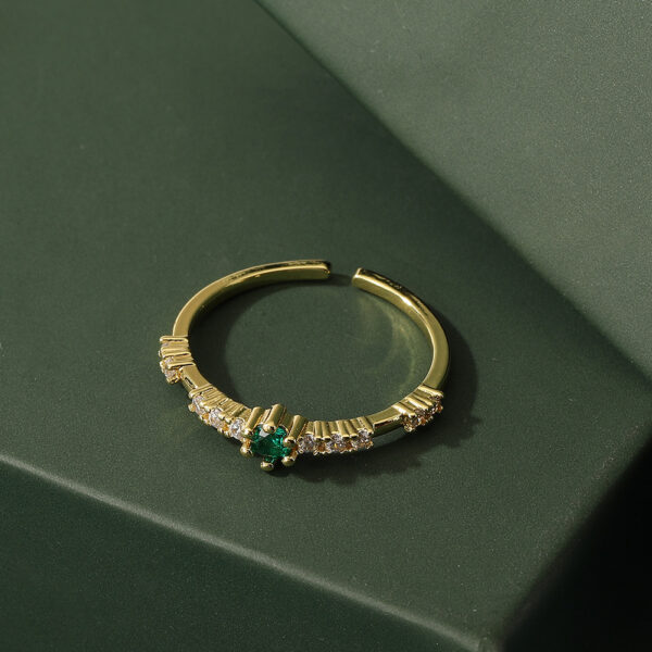Women's Copper Micro-inlaid Light Luxury Petal Ring - Image 4